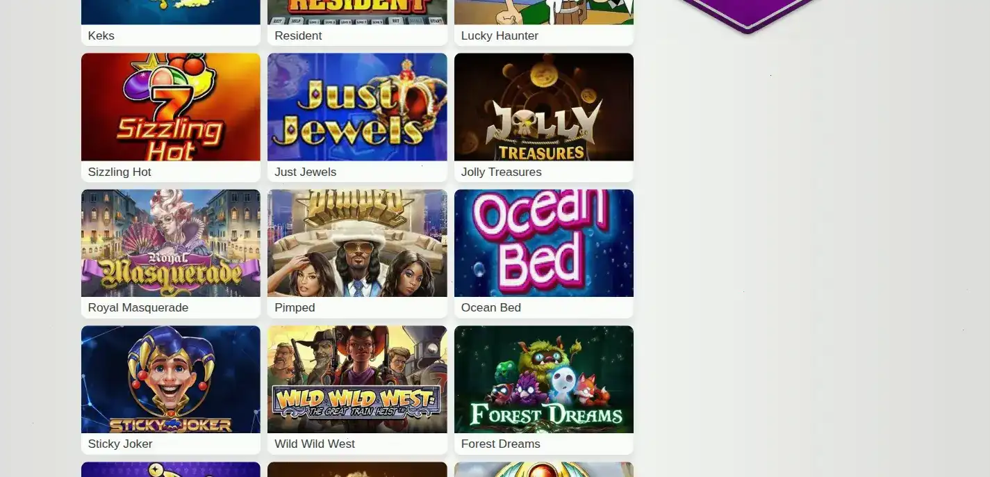 Стол live-дилера в казино Лекс с крупой и картами